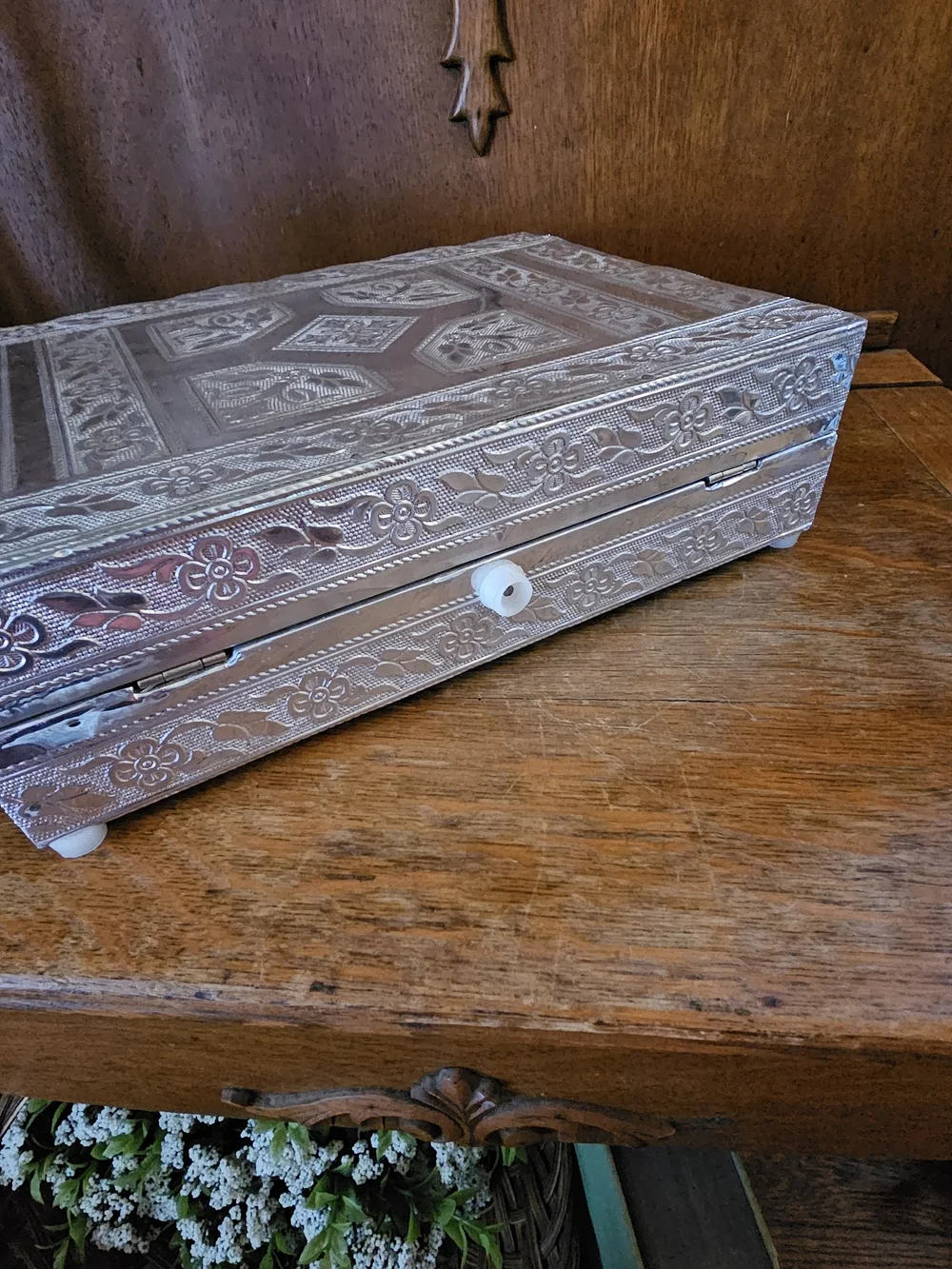 Vintage Silver-Tone Accordion Jewelry Box Vanity Case w/ Mirror – Blue Velvet